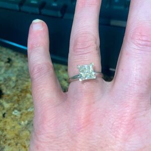 2 karat diamond engagement ring
